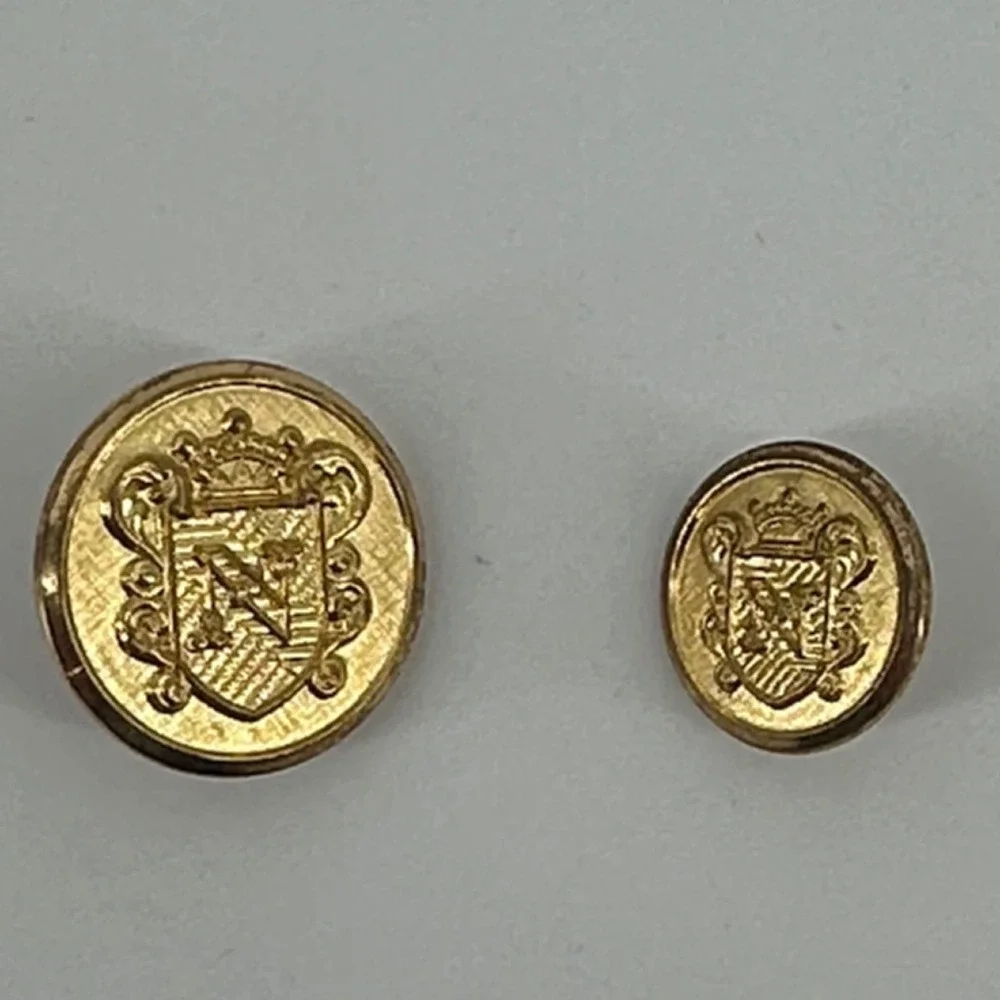 Gold Crest Buttons Unisex Gold Color 2 Large 4 Cuff For Suit or Blazer Letter N